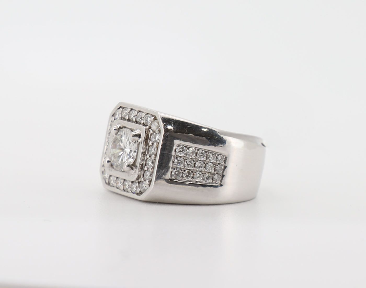 14K White Gold 1.5 Carat Diamond Ring