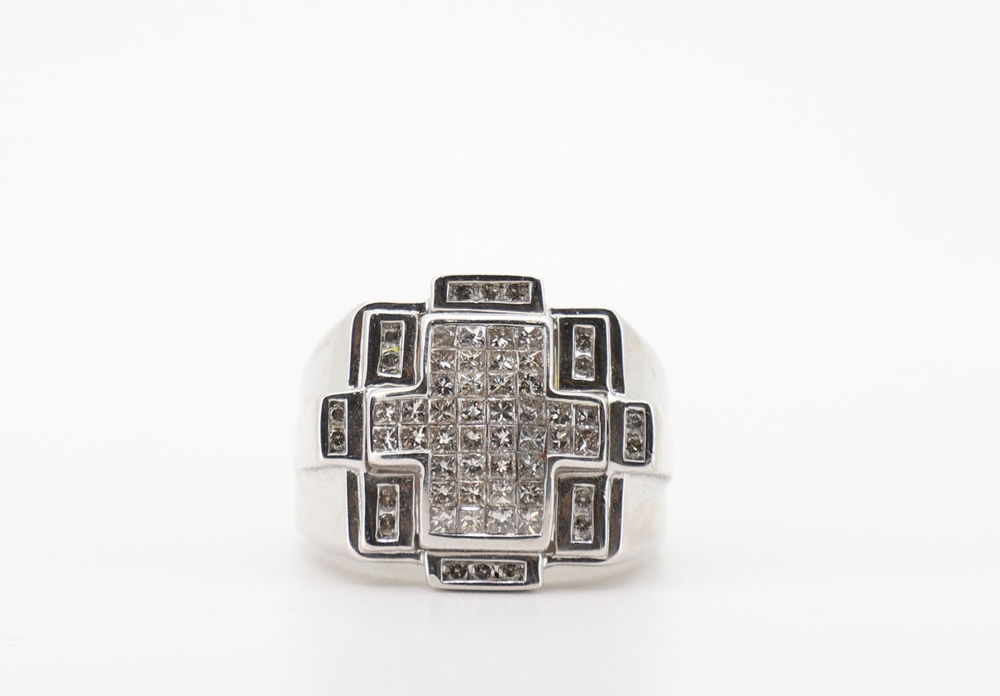 14K White Gold 2 Carat Princess & Round Cut Diamond Ring