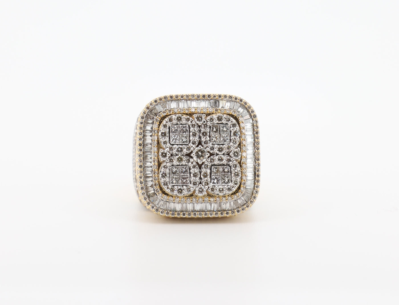 10K Gold 5.8 Carat VS Diamond Ring