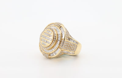 14K Gold 2.66 Carat Round & Baguette Cut Diamond Ring