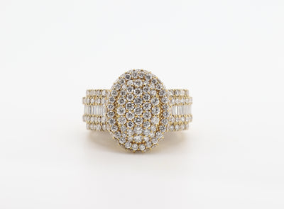 14K Gold 4.16 Carat Oval-Shaped Baguette & Round Cut Diamond Ring