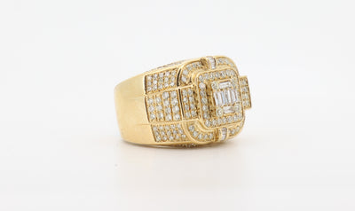 14K Gold 2.66 Carat Baguette & Round Cut Diamond Ring