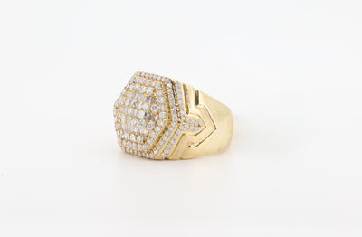 10K Gold 2.07 Carat Baguette & Round Cut Diamond Ring