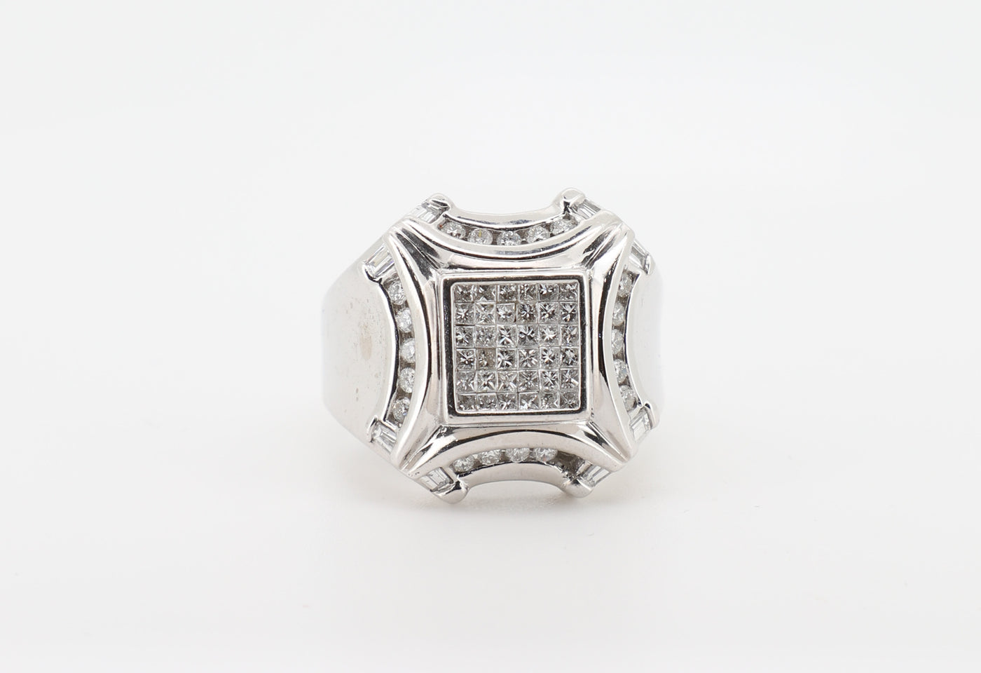 14K  White Gold 2 Carat Princess & Round Cut Diamond Ring