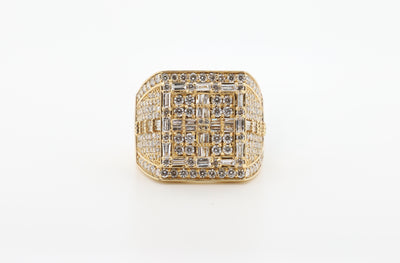 14k Yellow Gold and Diamond Square style Ring